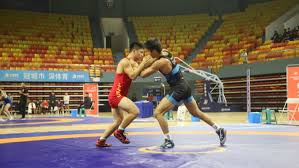 詹俊：英超争冠三强最后的7场，个人觉得哪队都不太可能全部赢球.